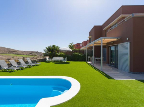 Salobre private pool overlooking to the golf course- Pet friendly